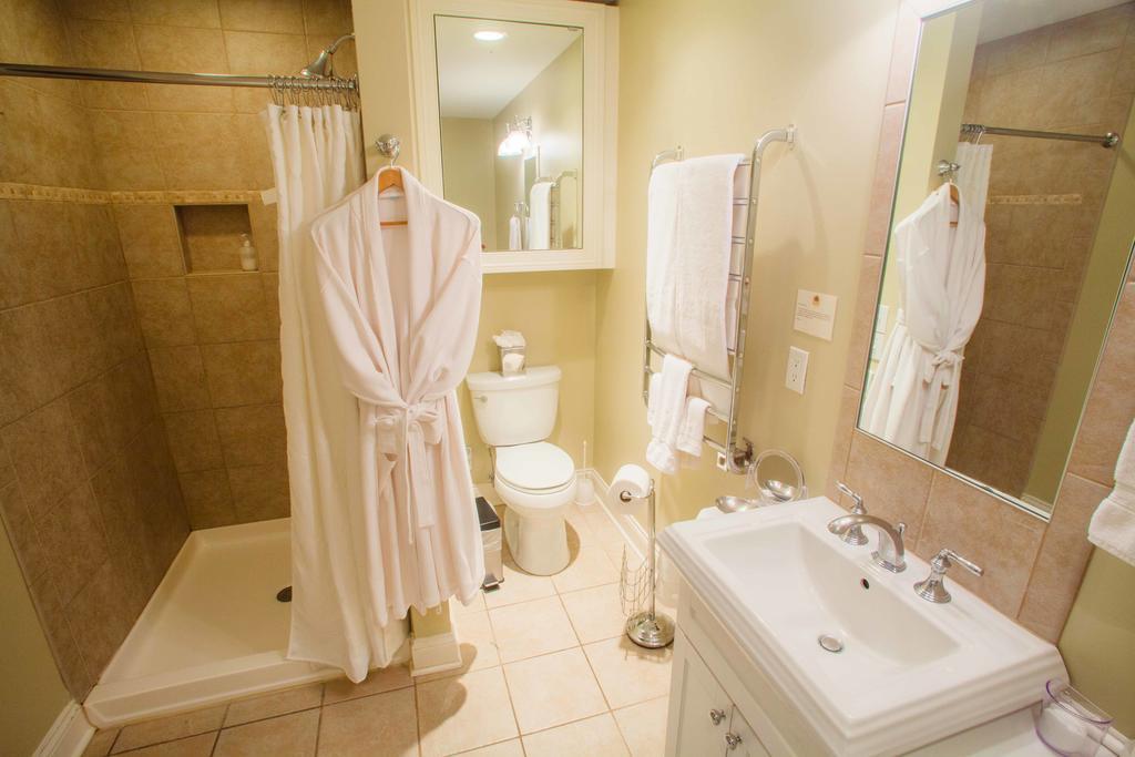 Seven Oaks Bed & Breakfast Lake Geneva Chambre photo