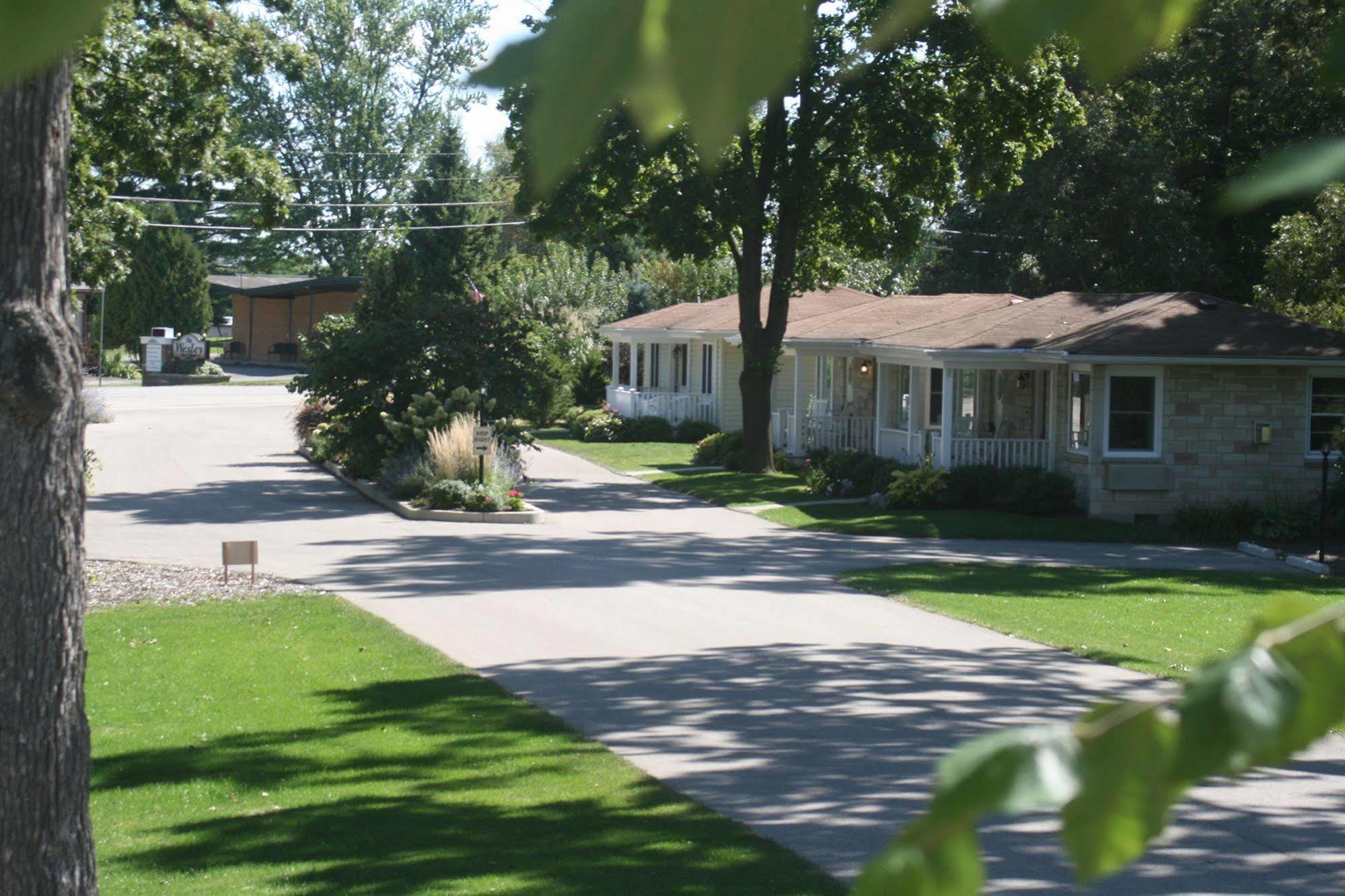 Seven Oaks Bed & Breakfast Lake Geneva Extérieur photo