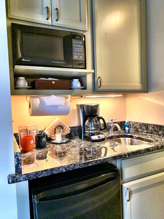 Seven Oaks Bed & Breakfast Lake Geneva Extérieur photo