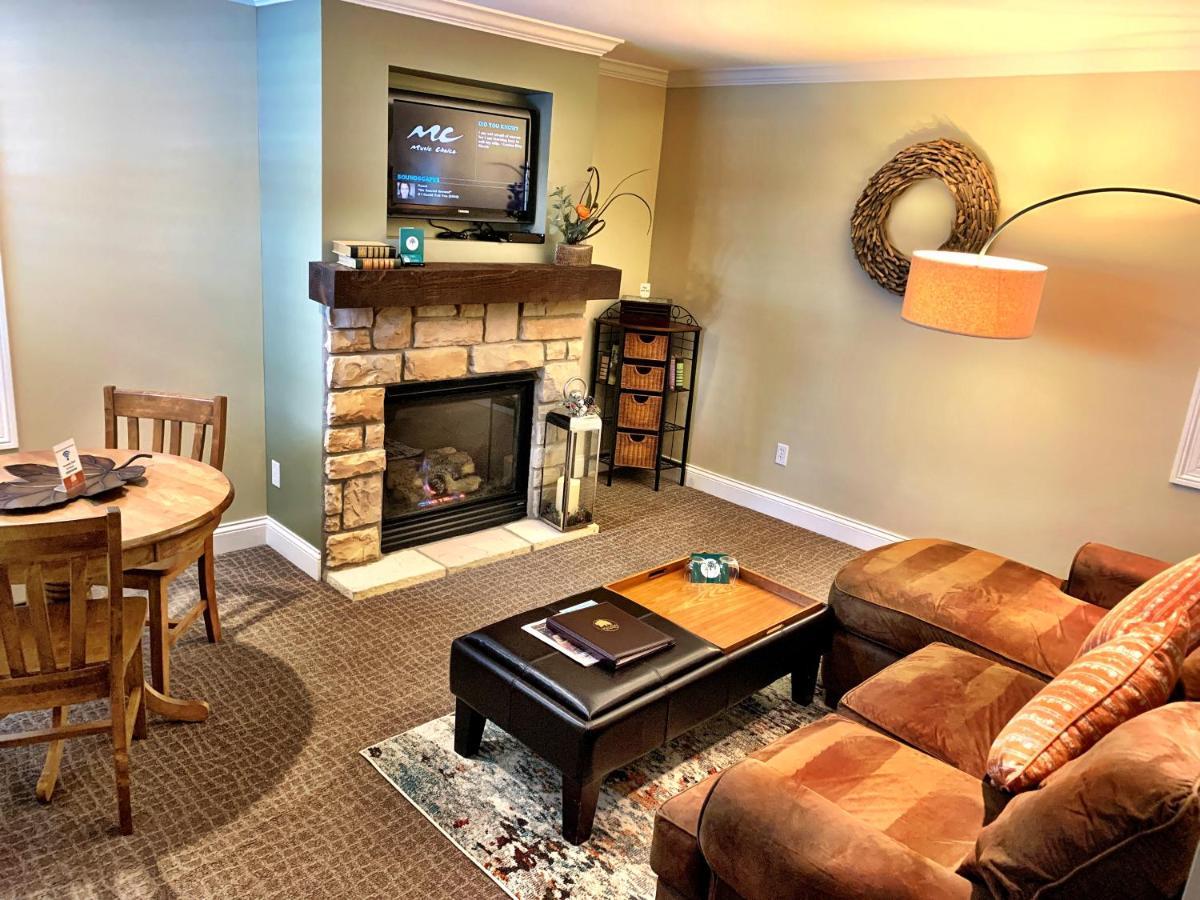 Seven Oaks Bed & Breakfast Lake Geneva Extérieur photo