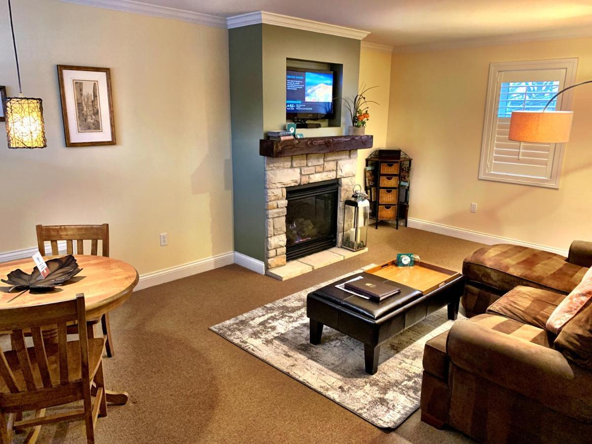 Seven Oaks Bed & Breakfast Lake Geneva Extérieur photo
